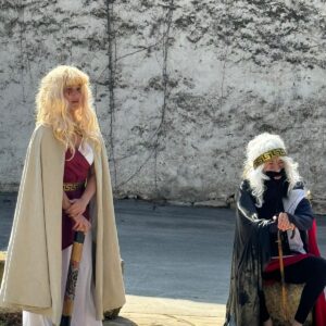 UN PASSEIG PER LA HISTÒRIA